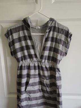 Splendid Heather Gray Knit Hooded Top